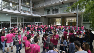 Residentes del PRBB en la comida de voluntarios del OpenDay 2019.