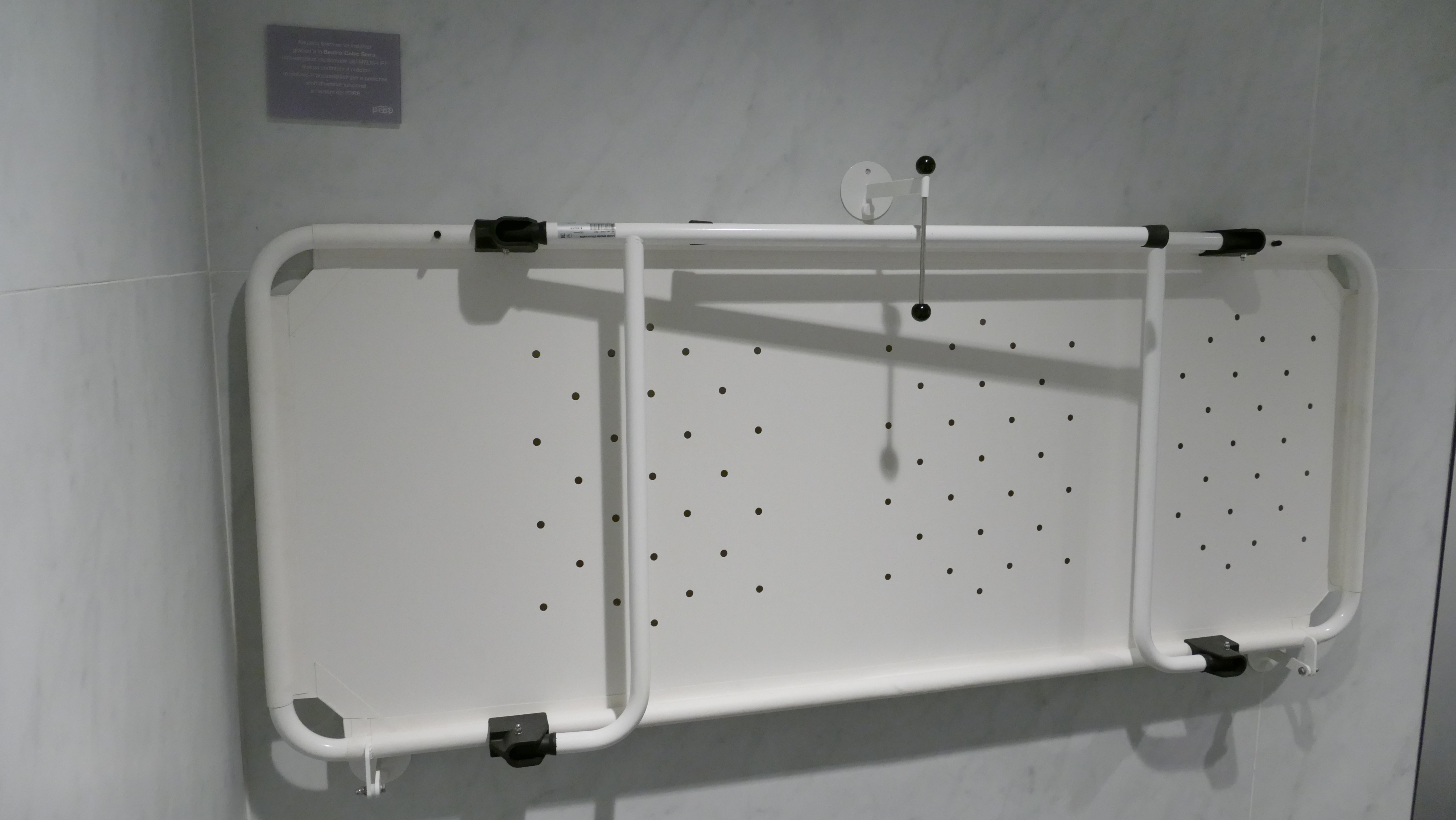 New adapted stretcher at the PRBB: a story of resilience